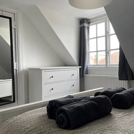 Tidal Walk Cottage By The Sea Harwich Room photo