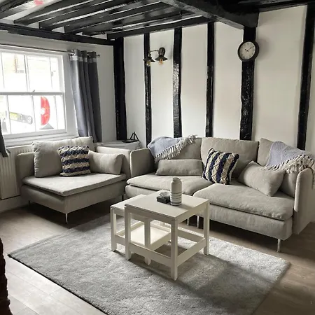 Tidal Walk Cottage By The Sea Harwich Room photo